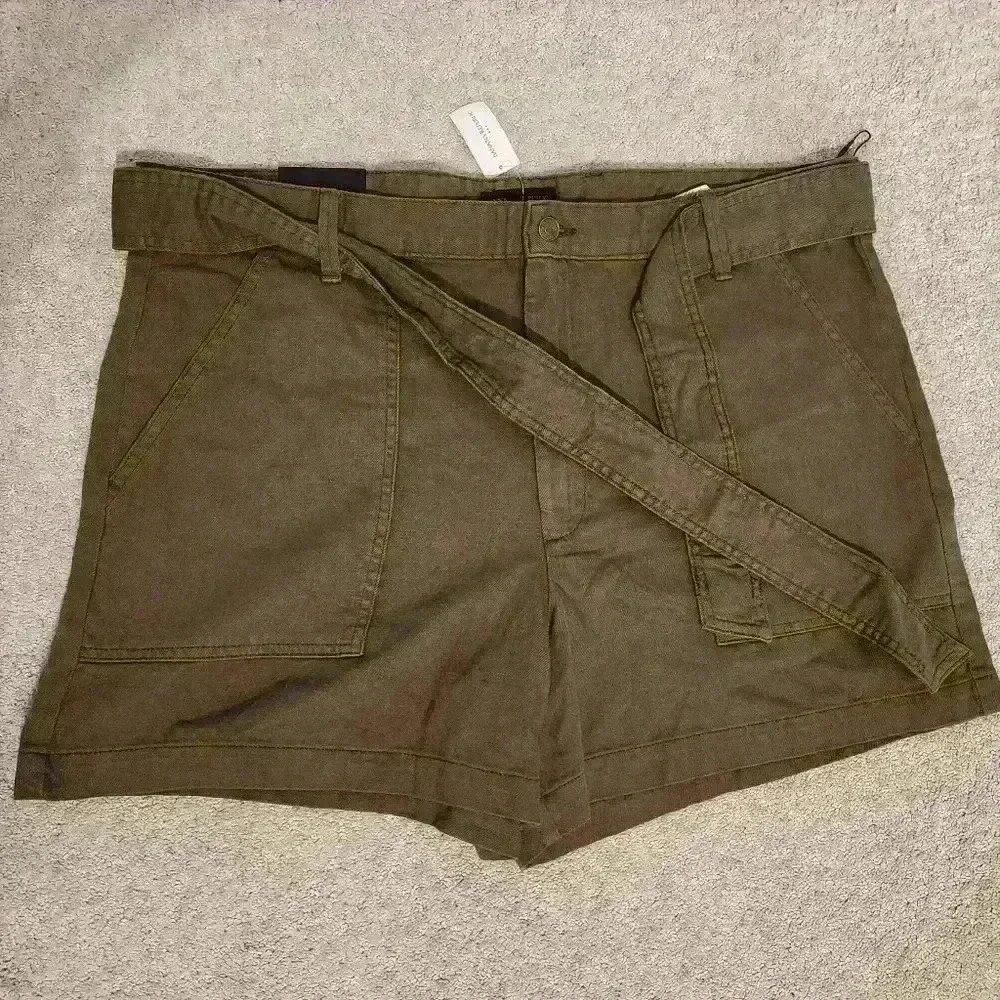 Banana reoublic tie belt shorts